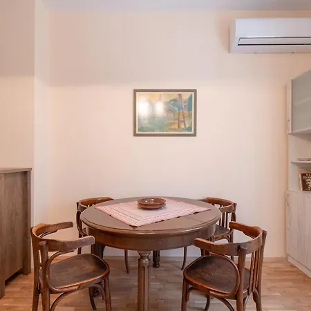 Apartment Urban Haven Retreat Sofia